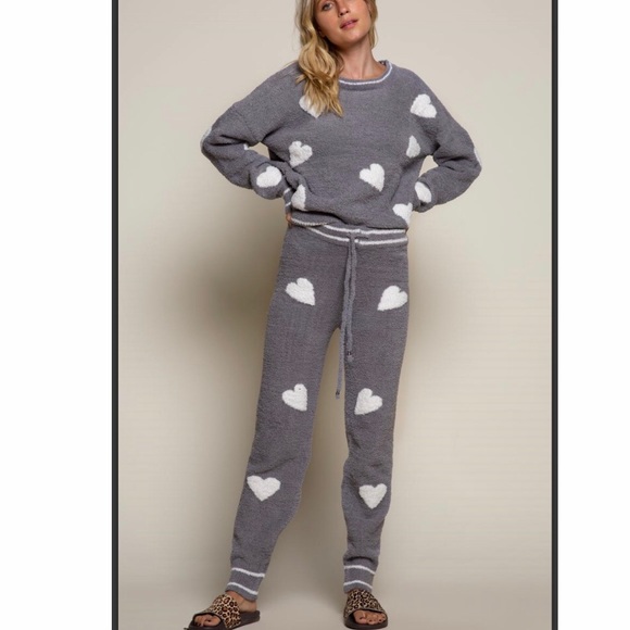 BERBER Hearts Jogger Pants - Picture 2 of 5